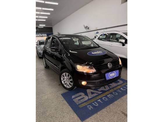 VOLKSWAGEN FOX 1.0 MI TREND 8V FLEX 4P MANUAL VOLKSWAGEN FOX 1.0 MI TREND 8V FLEX 4P MANUAL